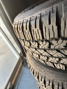 Bridgestone dueler a/t 265 65 r17 - 3