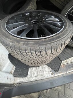 5x112R18 8J ET40 - 3