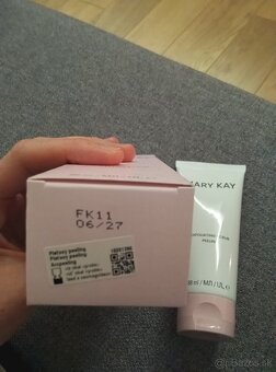 Pleťový peeling Mary Kay - 3