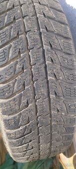 Zimné 215/70 r16 - 3