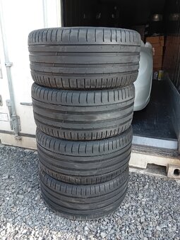 Letné pneumatiky  295/35R21 Letné pneu Nokian - 3