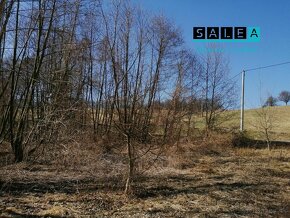 Pekný pozemok pri potôčiku v obci Podkylava o výmere 788m2 - 3