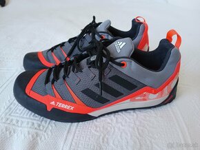 Zanovne panske topanky Adidas Terrex swift solo - 3