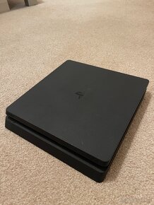 Playstation 4 - 3