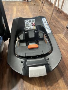 Cybex Aton 5 + zakladna Base2fix - 3