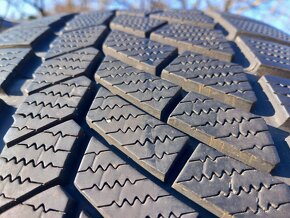 245/45 r18 zimne pneumatiky - 3