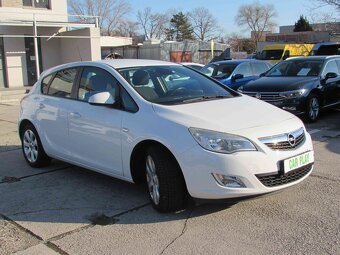 Opel Astra 1.4 ecoFLEX Enjoy - 3