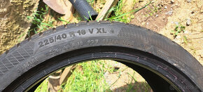 1ks zimna pneu Continental 225/40R18 - 3