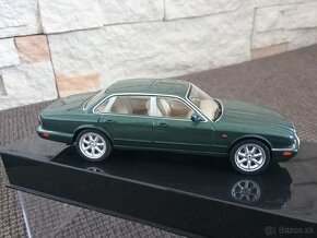 JAGUAR XJ 8 (X308) - 3