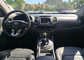 Kia Sportage 2.0-KAMERA-NAVI-PANORAMA-4x4 - 3