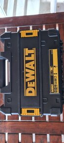 Dewalt sds vŕtačka - 3