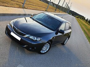 Subaru Impreza 2.0i 4WD - 3