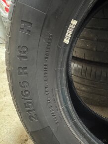 Continental 215/65 R16 - 3