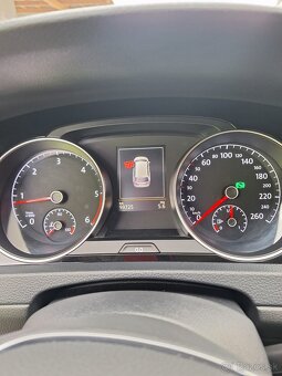 VW GOLF 1.6 TDI VARIANT - 3