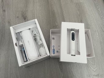 Elektrická zubná kefka Oral B iO Series 9 White - 3