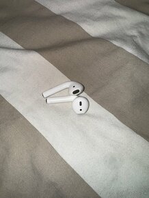 Airpods 1 - 3