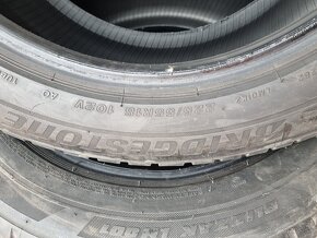 225/55R18 - 3