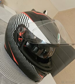 Prilba AGV K5 - 3