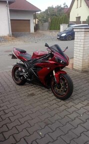 Yamaha R1 v TP 35kW - 3