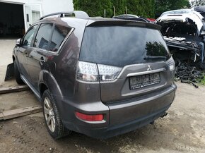 +Mitsubishi Outlander 2.2 DID - 3