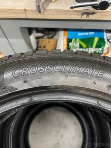 Michelin crossclimate 245/45 R18 celoročné - 3