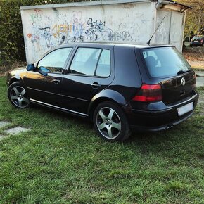 VW Golf 2,8 V6 - 3