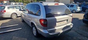 Lacno rozpredám Chrysler Voyager 2001-2007 na náhradné diely - 3