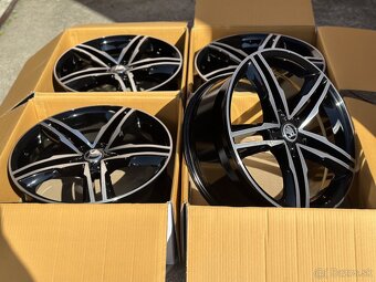 NOVE DISKY MAM 5X112 R19 8J ET42 SKODA SEAT VW AUDI - 3