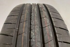 Nejazdené, špičkové letné pneu Bridgestone - 215/55 r18 - 3