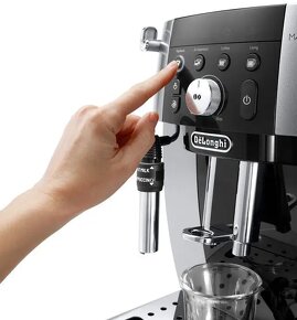 De'Longhi Magnifica S Smart ECAM 250.23 SB - 3