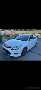 HYUNDAI I30 BENZIN 1,4 BENZIN ROK 2011 - 3