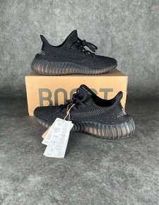 Adidas Yeezy 350 Oreo - 3