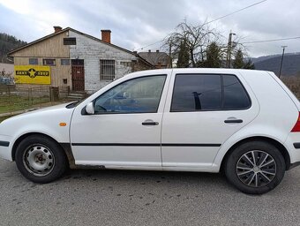 Predám Golf IV 1.4 55kw - 3