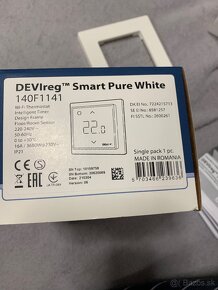 Termostat DEVIREG Smart WiFi pure white (140F1141) - 3