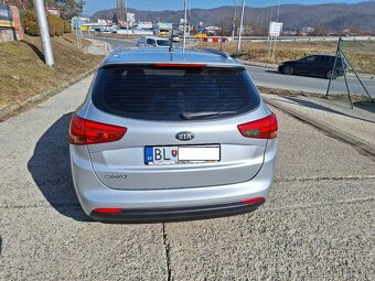 Kia Ceed SW 1.6 GDi Gold - 3