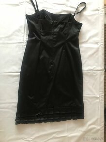 Čierne spoločenské šaty - 3