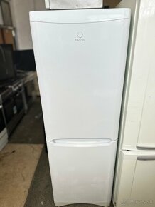 Indesit - 3