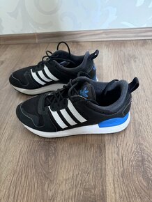 Tenisky Adidas, velkost 38 - 3