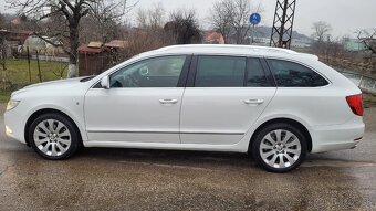 Škoda Superb combi 2,0 TDi 125 kW 2011 - 3