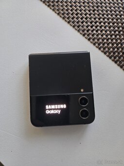 Predám Samsung z Flip 4 256 GB - 3