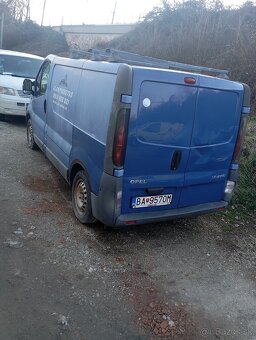 Rozpredám Opel vivaro rv.2006..1.9..60kw - 3