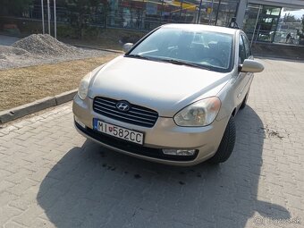 Hyundai accent - 3