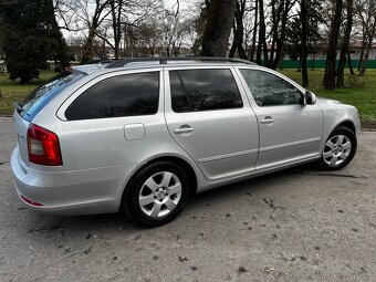 Škoda octavia combi 1.6 Tdi 77 KW Greenline Elegance - 3