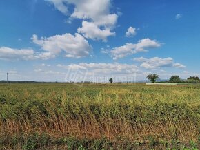 Pozemok na výstavbu rodinného domu, v pokojnej časti o… - 3