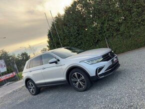 Volkswagen Tiguan 2.0 TDI EVO Life DSG - 3