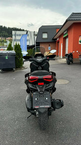 Yamaha X-max 125 Tech max - 3