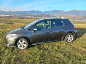 Toyota Auris 66kw Manuál - 3