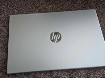 HP 15-fd0746nc 15,6 N100 8/128GB,W11 home,zaruka - 3