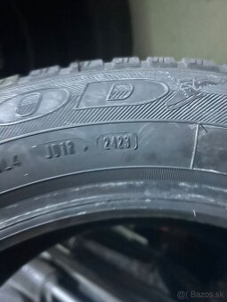 GOODYEAR VECTOR 4SEASONS 195/60 R16 89H zimna pneumatika - 3