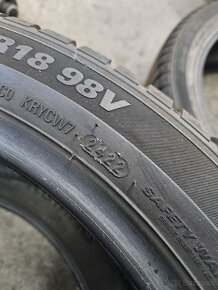 Kumho WP52 235/45 R18 98 V Zimné - 3